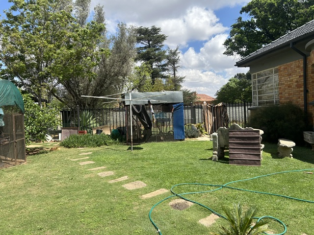 4 Bedroom Property for Sale in Viljoenskroon Free State